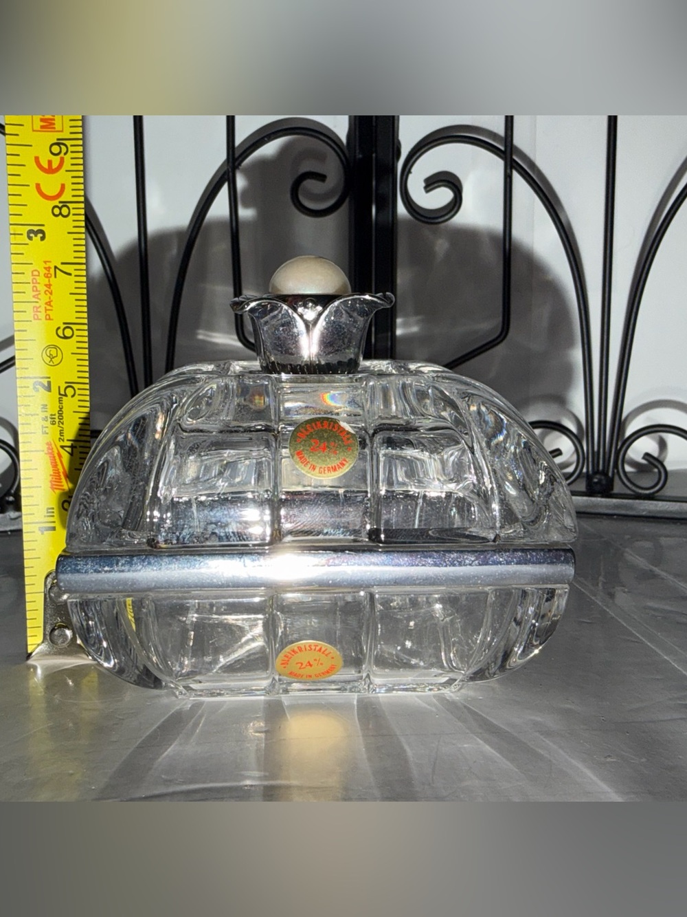 Lenox vintage glass trinket box - Picture 11 of 12